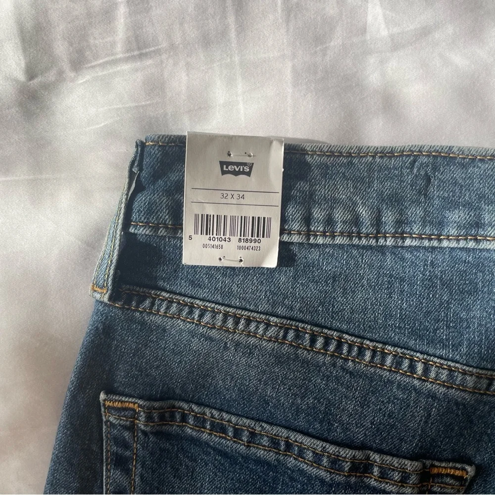 Levi’s Men’s 514 Straight Jeans